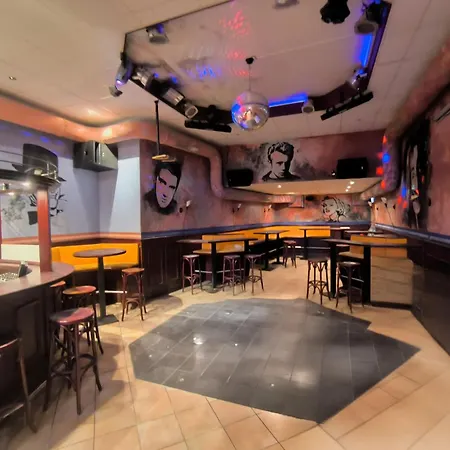 Szálloda Smart B&b2 Bb2 313 *