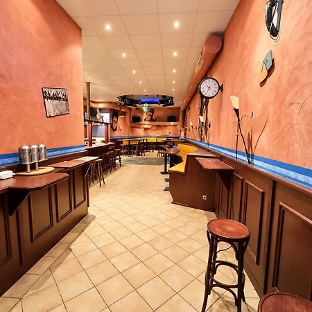 Smart B&b2 Bb2 313 Hotel *